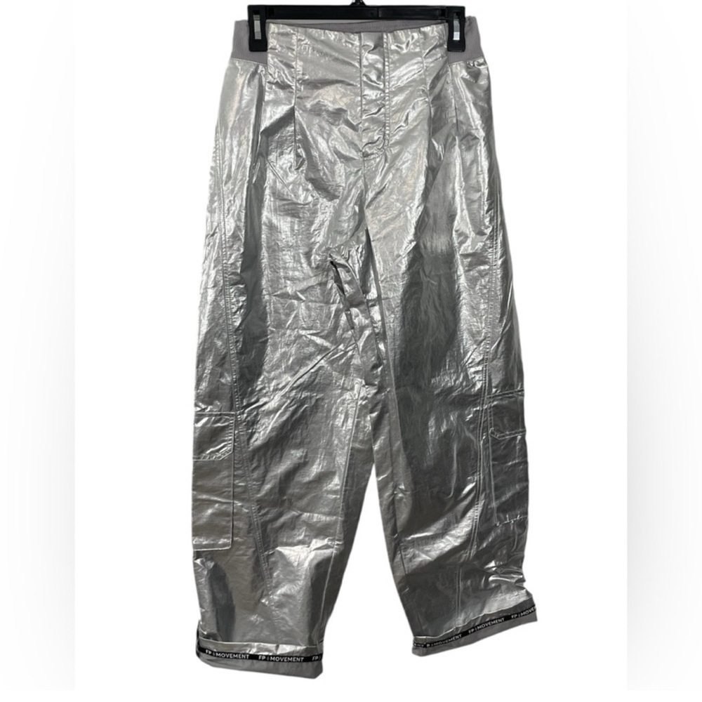NWOT Free People Movement Mesmerize Me Shine Pants Size Medium - Picture 5 of 12